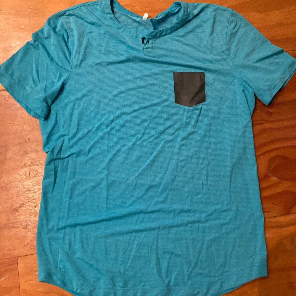 Men's Lululemon Tee